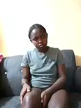 Sweetcecie01 online show from 11.11.25