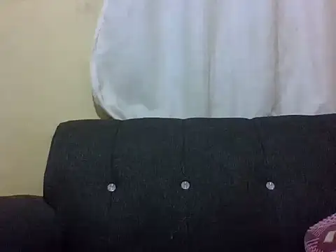 Snapshot of Sweetcecie01 chatting on 06.27.26 Sweetcecie01 online show from 06.27.26