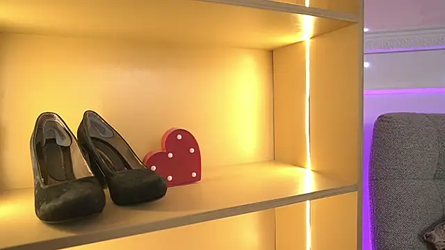 Anybuny online show from 11.20.25