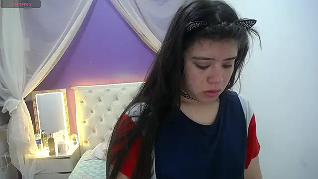 Snapshot of Ingrid_Casas chatting on 01.16.25 Ingrid Casas online show from 01.16.25