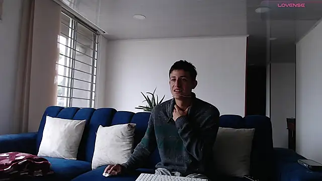 Snapshot of ashely_ryan24 chatting on 03.11.25 ashely ryan24 online show from 03.11.25