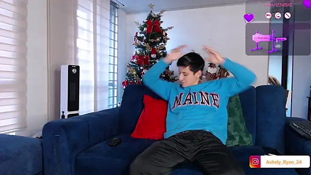 ashely ryan24 online show from 11.20.25