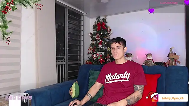 ashely ryan24 online show from 12.23.25