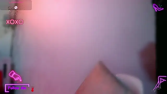 LauGrayJ online show from 10.04.25