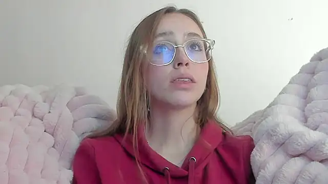 Snapshot of SofiaGc chatting on 02.20.25 SofiaGc online show from 02.20.25