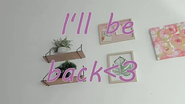 Snapshot of SofiaGc chatting on 03.19.25 SofiaGc online show from 03.19.25