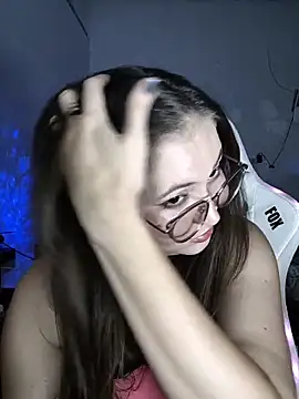 Snapshot of dani123unica chatting on 02.14.26 dani123unica online show from 02.14.26