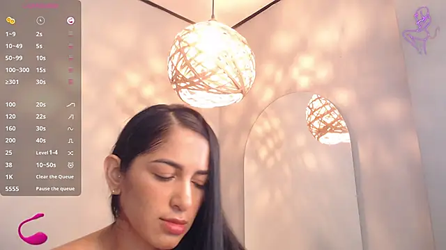 Thayssa ross online show from 12.02.25