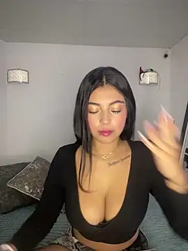 Snapshot of Dulce-diosa chatting on 01.07.25 Dulce-diosa online show from 01.07.25