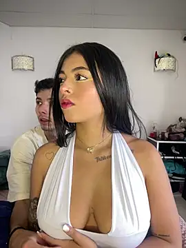 Snapshot of Dulce-diosa chatting on 01.11.25 Dulce-diosa online show from 01.11.25