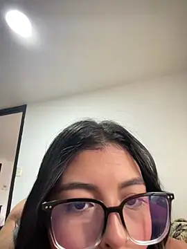 Snapshot of Dulce-diosa chatting on 02.21.25 Dulce-diosa online show from 02.21.25