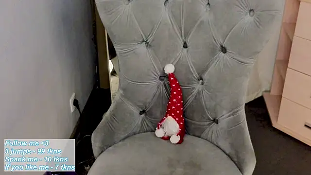 VioletMills online show from 12.08.24