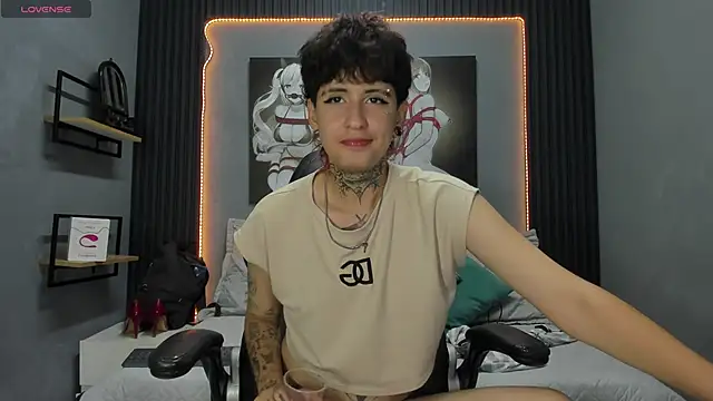 Snapshot of Ethan_lennox chatting on 10.22.25 Ethan lennox online show from 10.22.25