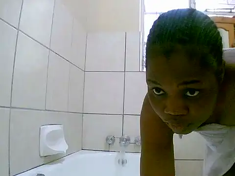 Snapshot of SuvieyX chatting on 03.10.26 SuvieyX online show from 03.10.26