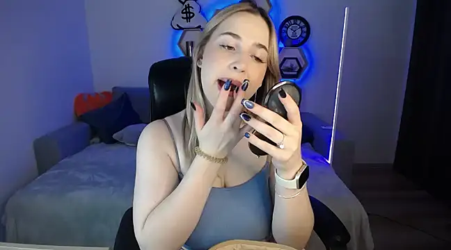 SabrinViolet online show from 12.06.24