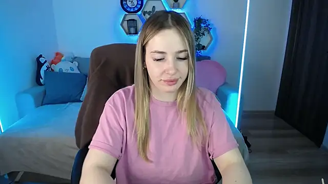 SabrinViolet online show from 03.18.26