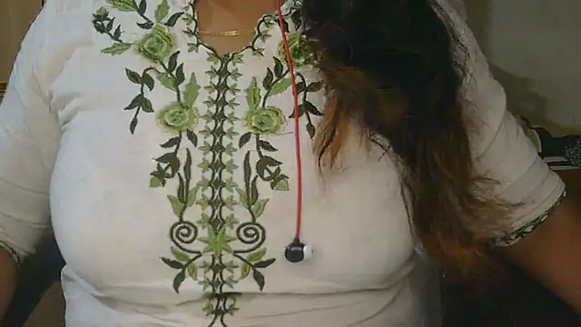 Cute Ruhi99 online show from 04.13.26