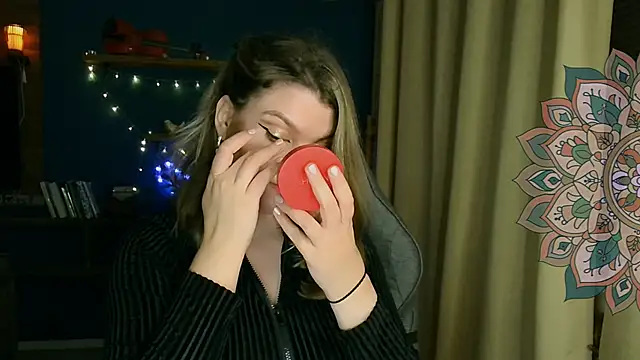 VioletteWay online show from 10.26.25