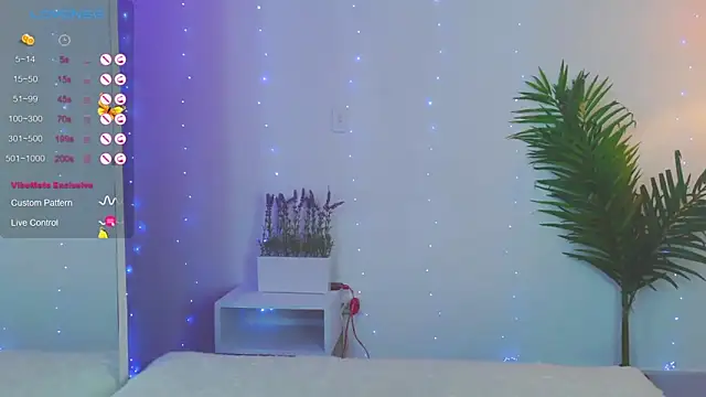 Snapshot of catalina__lovers chatting on 01.08.25 catalina  lovers online show from 01.08.25