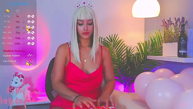 Snapshot of catalina__lovers chatting on 01.31.25 catalina  lovers online show from 01.31.25