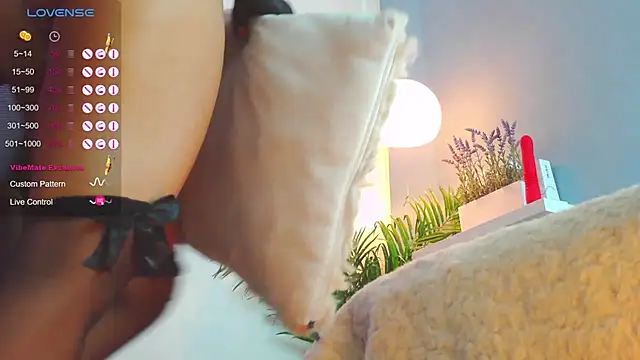 Snapshot of catalina__lovers chatting on 02.11.25 catalina  lovers online show from 02.11.25