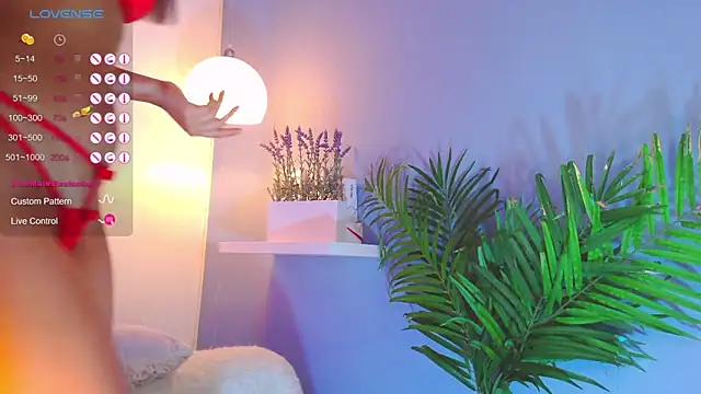 Snapshot of catalina__lovers chatting on 02.15.25 catalina  lovers online show from 02.15.25