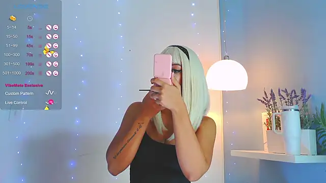 Snapshot of catalina__lovers chatting on 02.21.25 catalina  lovers online show from 02.21.25