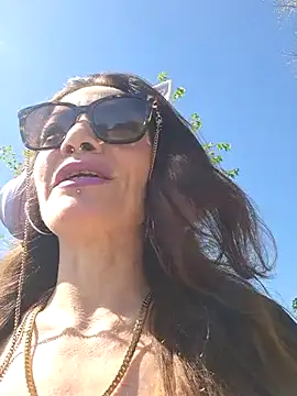 vampvanna23 online show from 04.20.26