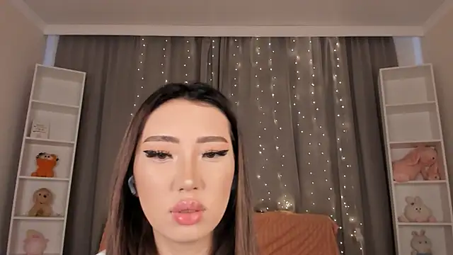 tinki winkii online show from 11.20.25