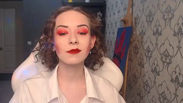 Snapshot of FascinatingEyess chatting on 06.27.26 FascinatingEyess online show from 06.27.26