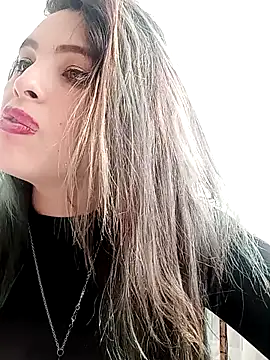 Snapshot of elizatexx chatting on 01.14.25 elizatexx online show from 01.14.25