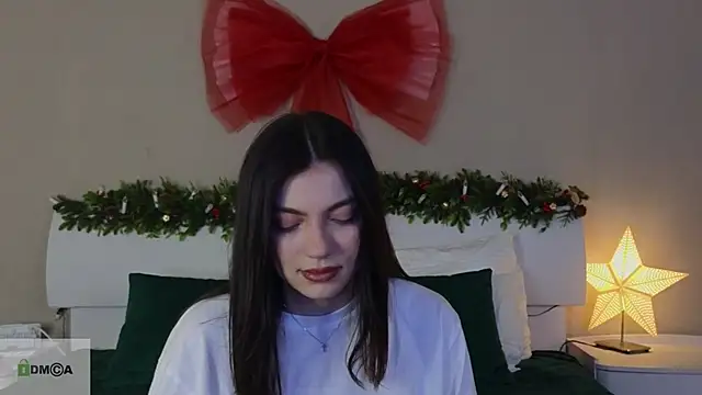 Snapshot of katty__cat chatting on 01.20.25 katty cat online show from 01.20.25