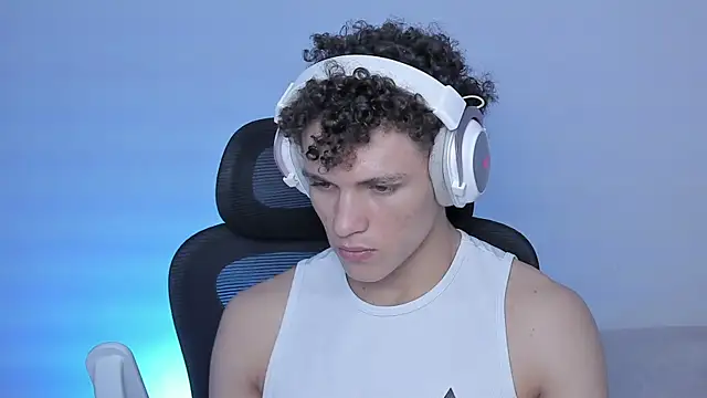 laurent nova online show from 10.21.25