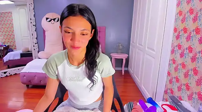 Snapshot of Iris_Stone_ chatting on 01.21.25 Iris Stone online show from 01.21.25