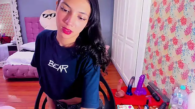 Snapshot of Iris_Stone_ chatting on 03.03.25 Iris Stone online show from 03.03.25