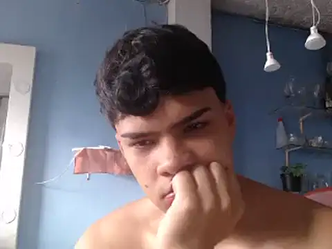 masterdaniel88 online show from 02.25.25