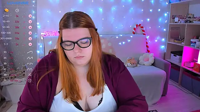 Snapshot of Melissa_Purr chatting on 12.18.24 Melissa Purr online show from 12.18.24