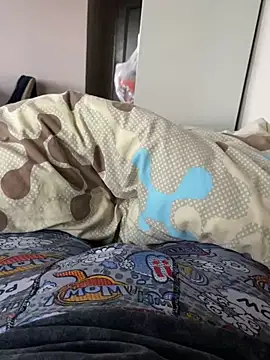 Snapshot of Metmenn7 chatting on 12.10.24 Metmenn7 online show from 12.10.24