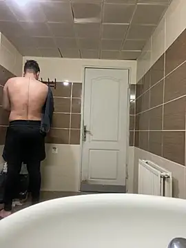 Snapshot of Metmenn7 chatting on 03.20.25 Metmenn7 online show from 03.20.25