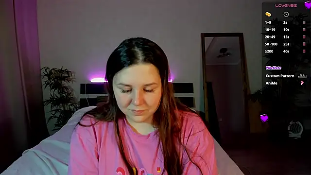 Ruth Oliver online show from 12.12.24