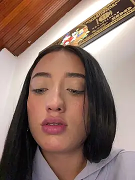 Ady 18 online show from 03.06.25