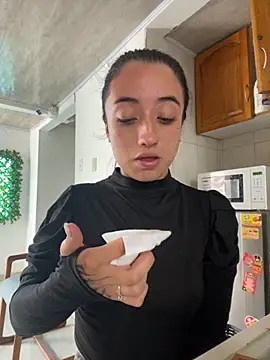 Ady 18 online show from 09.08.25