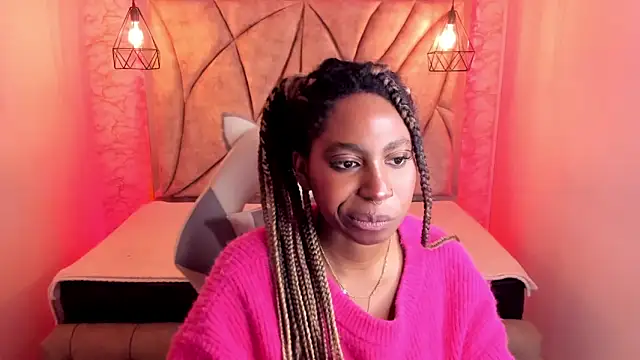 Queen perla  online show from 02.20.25