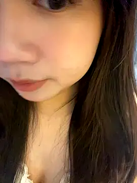 Hotellinh12 online show from 09.10.25