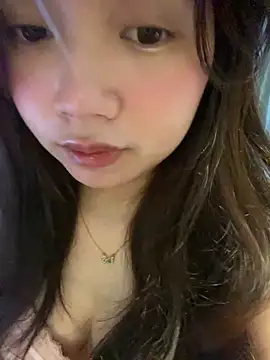 Hotellinh12 online show from 11.10.25