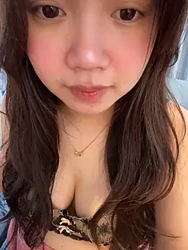 Hotellinh12 online show from 11.27.25