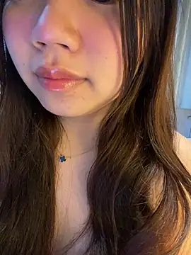 Hotellinh12 online show from 04.03.26