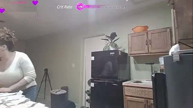 Snapshot of Milfshakecafe chatting on 01.09.25 Milfshakecafe online show from 01.09.25