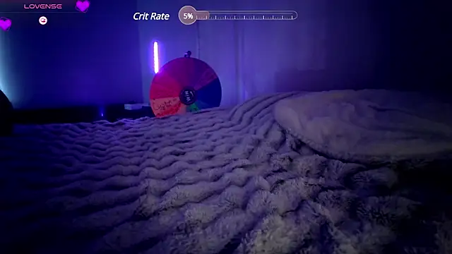 Snapshot of Milfshakecafe chatting on 03.19.25 Milfshakecafe online show from 03.19.25