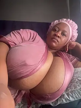 Chubbykarisma27 online show from 03.05.26